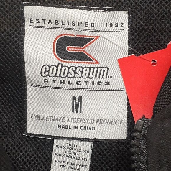 Men,s Hawkeyes size M short sleeve shirt/Jacket. - Picture 4 of 7